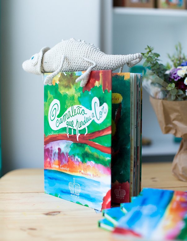 O camaleão que perdeu a cor