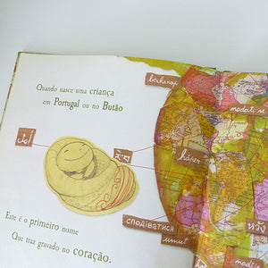 Interior do livro "O meu nome é..."