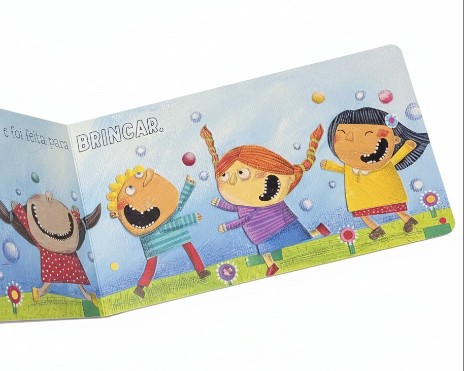 Exemplo de uma das páginas do livro infantil "Bolinha de sabão" que é uma adaptação da música tradicional