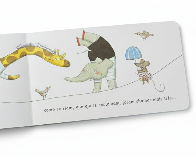 Interior do livro infantil "Um Elefante que Balançava..."